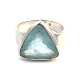 Aquamarin Triangle Ring