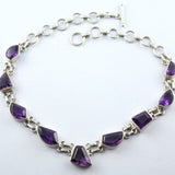 Silbercollier mit facettierten Amethysten